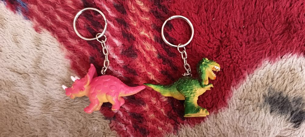 Zestaw 2 breloków dinozaury