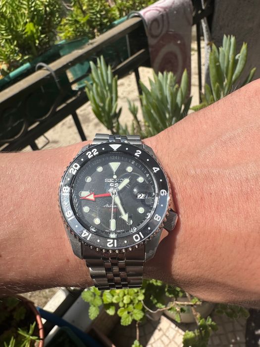 Seiko 5 sport automatic