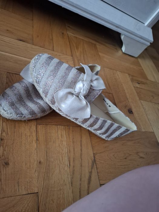 Dwie pary espadryli