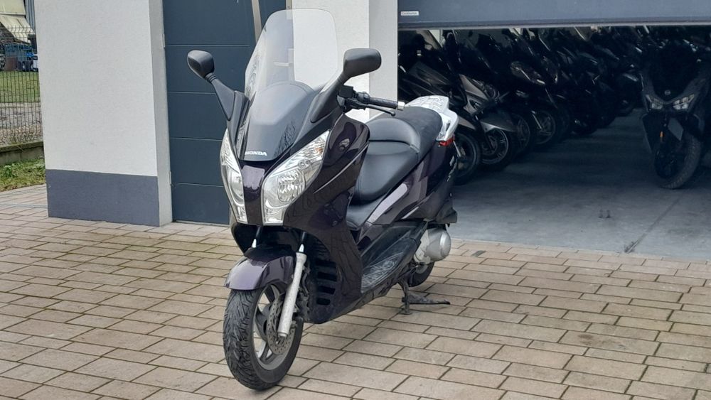 Honda S-Wing 125i, zarejestrowany