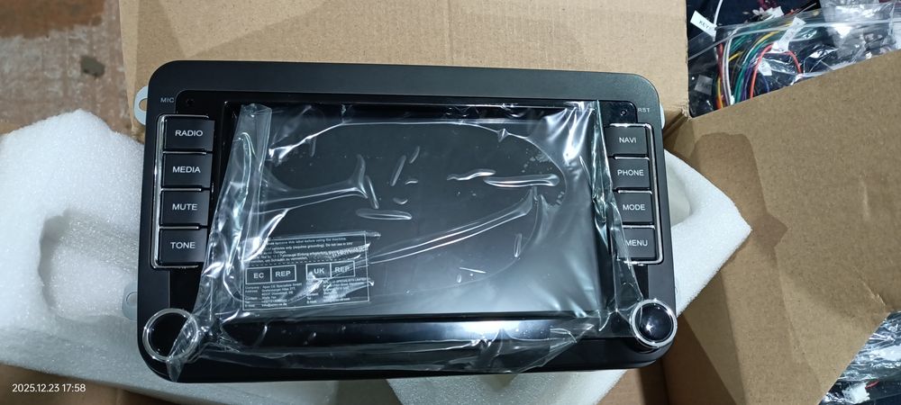 Штатна магнітола Volkswagen Passat/Caddy/Jetta/Golf/Transporter 4/64 Г