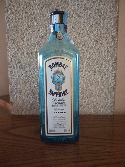 Garrafas Gin para decoração