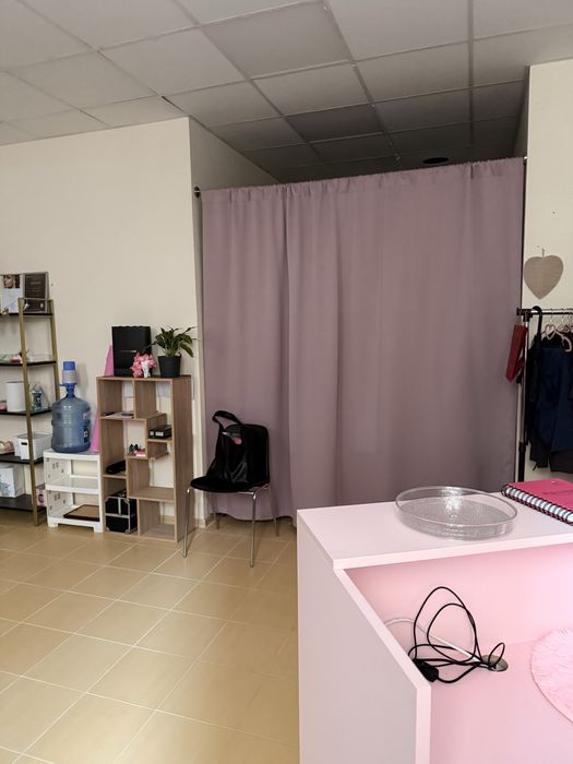 Суборенда приміщення в студії краси на Боголюбова