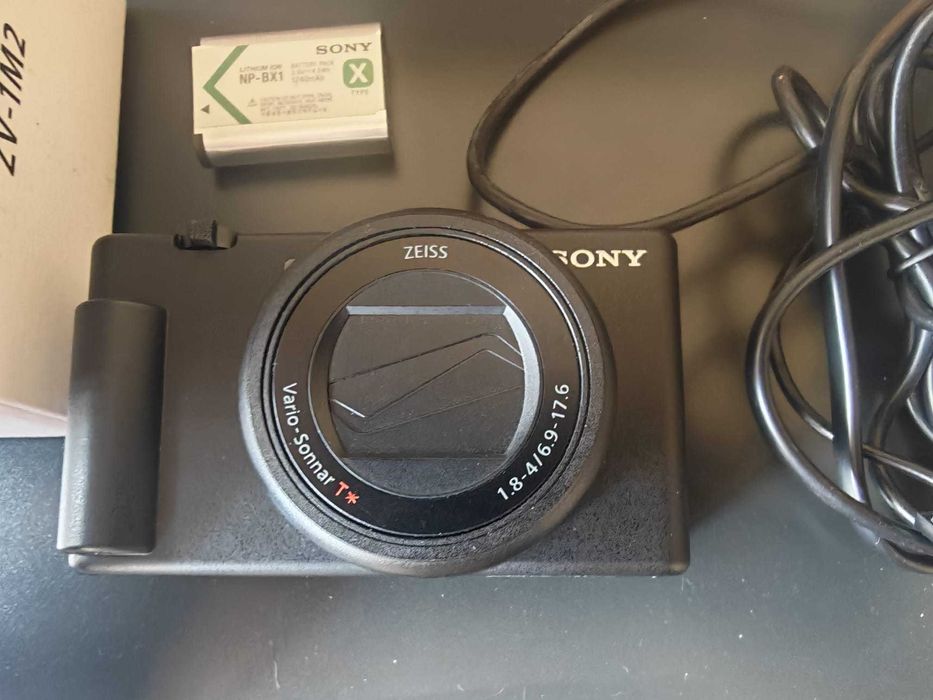 Pack Completo Sony ZV-1 II (ZV-1M2) + Cartão 256GB + Braço Neewer + Coupler (bateria por fio)