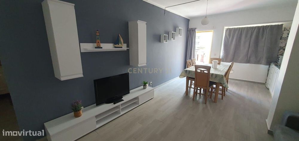 Não Perca Esta Grande Oportunidade! Fantástico Apartamento T1 Espaçoso — Portimão, Faro