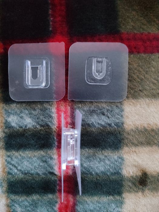 Кріплення на липкій основні