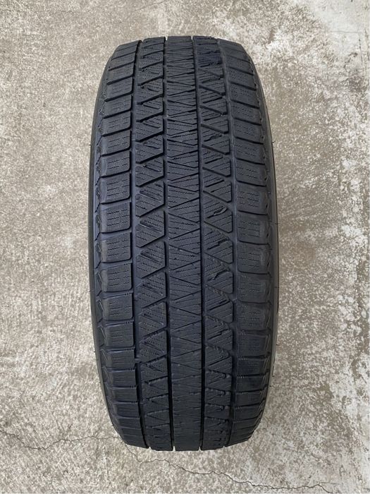 Комплект зимових шин Bridgestone Blizzak DM-V3 225/60 r18 100S автошини зима