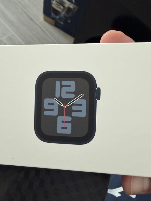 Apple Watch SE 2ª Gen 44mm selado novo