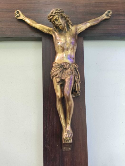 Antigo crucifixo em Bronze Assinado por Antonio Maria Ribeiro - Porto