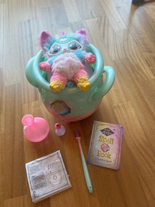 Ігровий  набір Moose Toys Magic Mixies