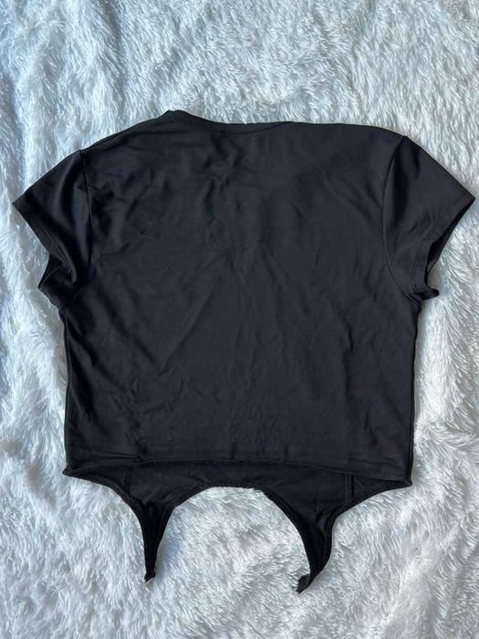 Bershka czarna koszulka na ramiączkach – S, lekki materiał