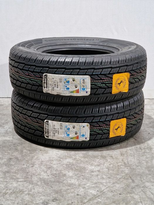 [Como Novos] 2 Pneus 235/70R15 CONTINENTAL
