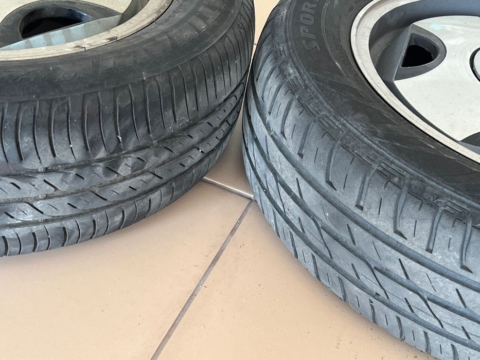 4 jantes 14 especiais (3 furos) com pneus 165/65 R14