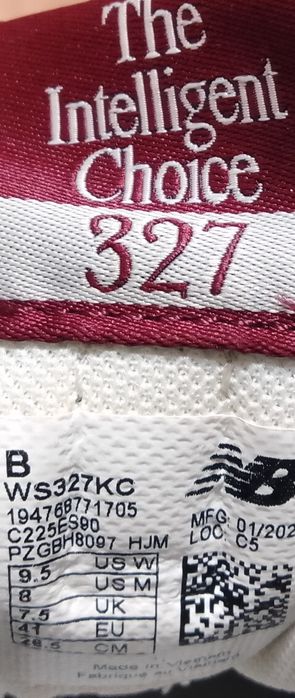 Оригінальні кросівки New Balance 327