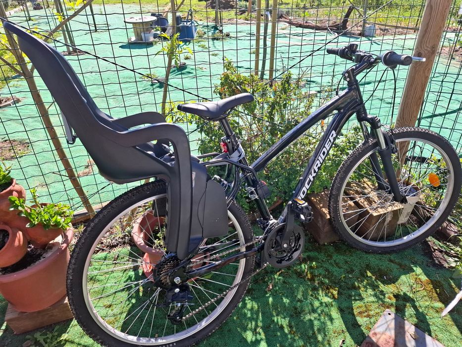 Bicicleta mais cadeira de criança nova