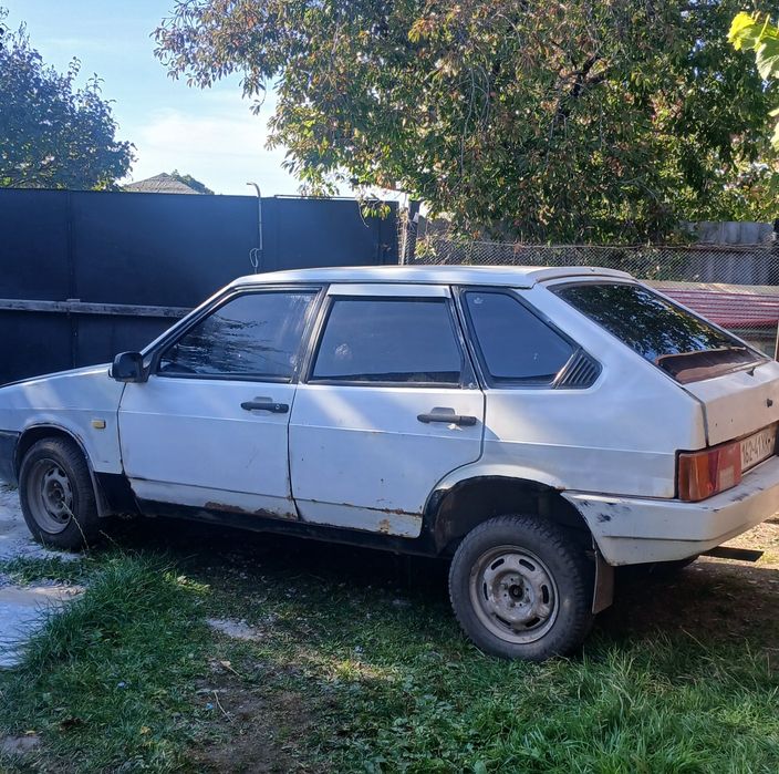 Автомобиль ВАЗ 2109