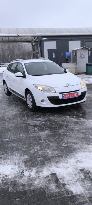 Продаю мегана.    .