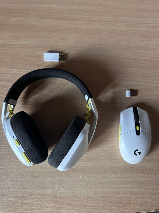 Навушники Logitech G435 та мишка Logitech G305