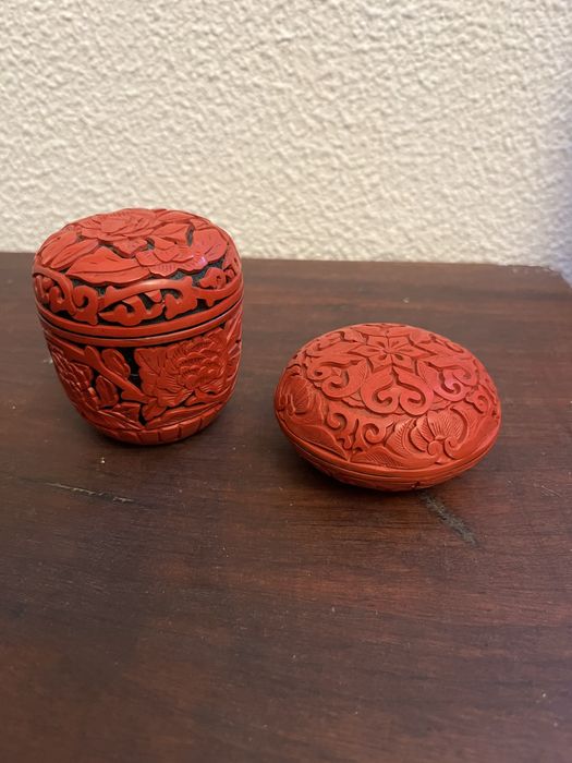 Varias peças em laca da china