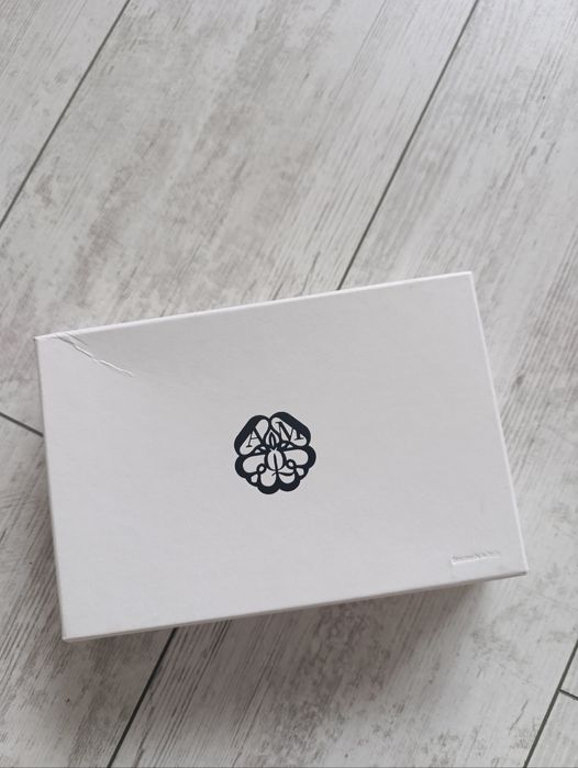 Коробка картонна alexander mcqueen