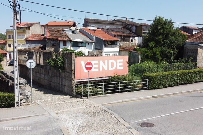 Propriedade única no centro de Guimarães