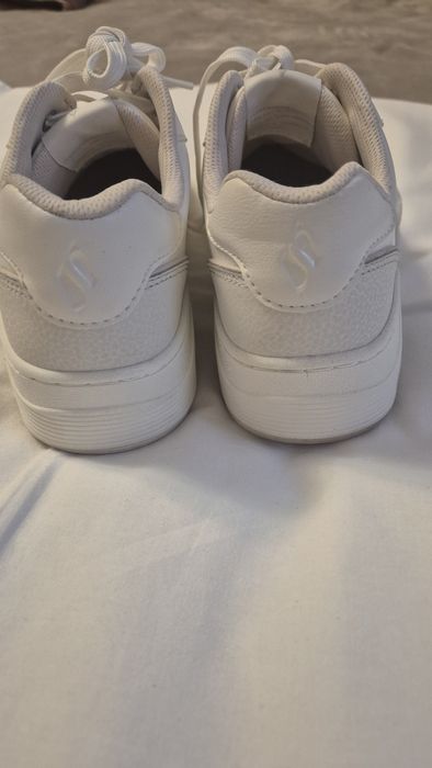 Женские кроссовки  SKECHERS. Размер 39.. Размер 39.