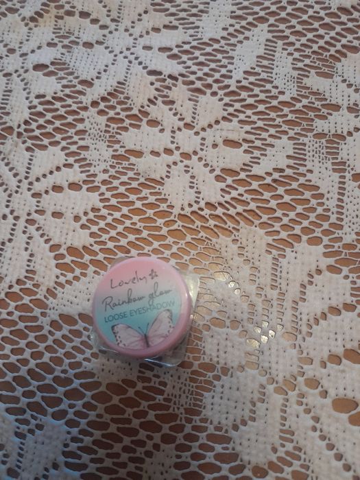 Lovely rainbow glow cień do powiek