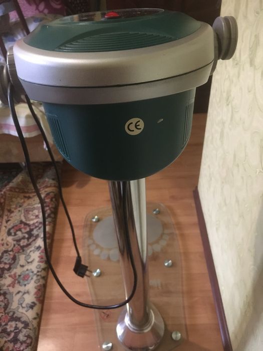 Продам вібраційний елєктромасажер