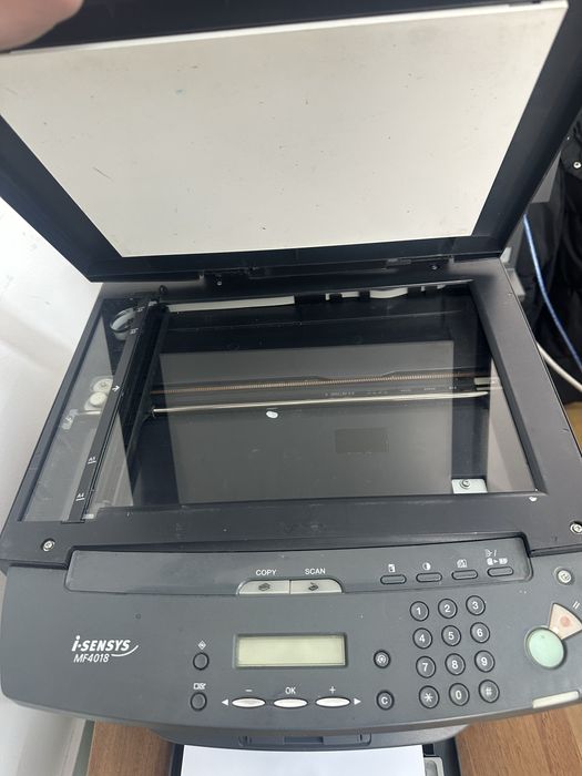 Продам принтер MF 4410