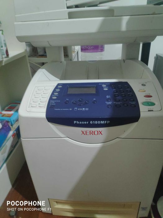 Impressora Xerox Phaser 6180MFP