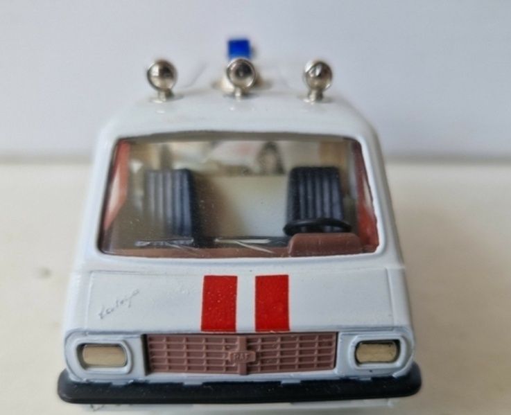 моделька машинки ссср