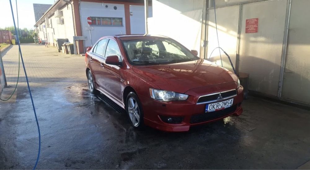 Капот Мітсубісі Ланцер 10