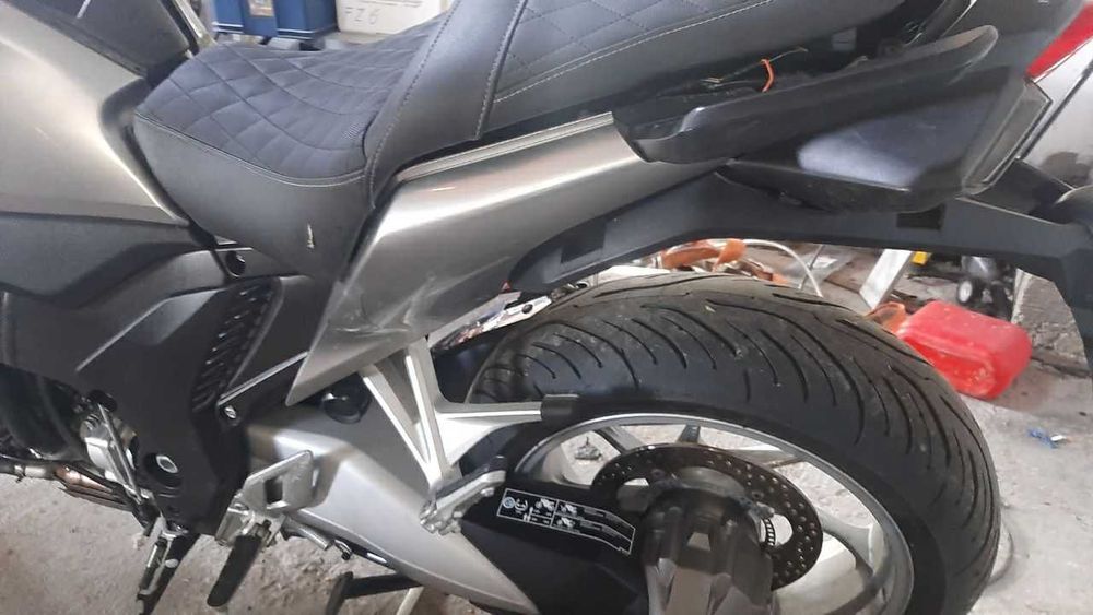 Części Honda VFR 1200 Rok 2011