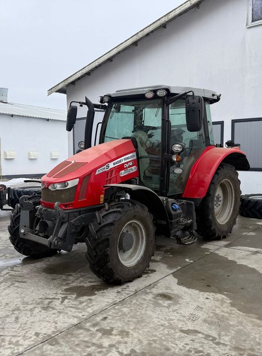 Massey Ferguson 5709S