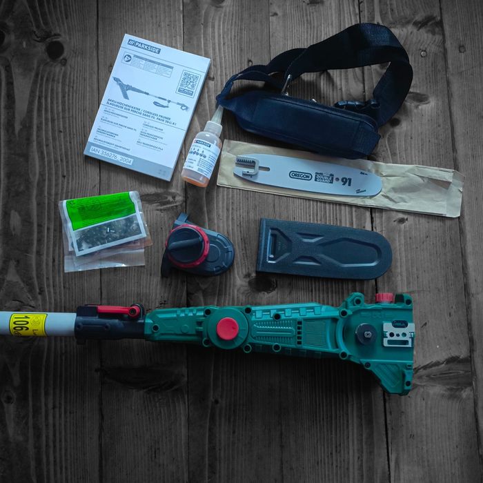 Акумуляторна телескопічна пила для гілок Parkside PAHE 20-li А1