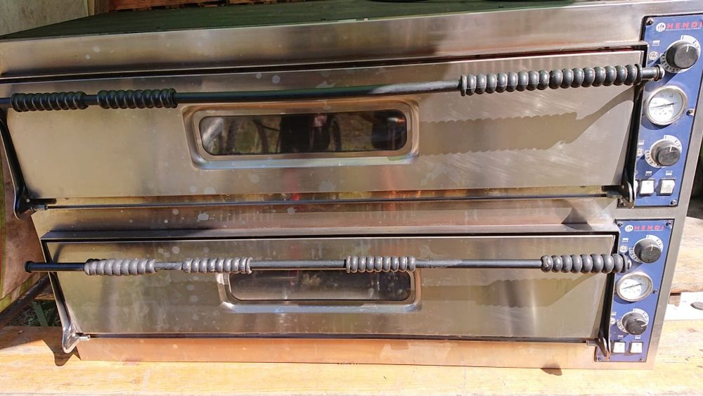 Piec do pizzy HENDI