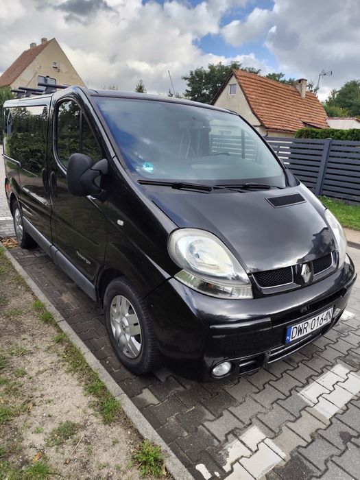 Renault Trafic Passenger 2.5 d.  2004 r.