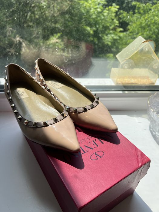 Жіночі балетки VALENTINO
