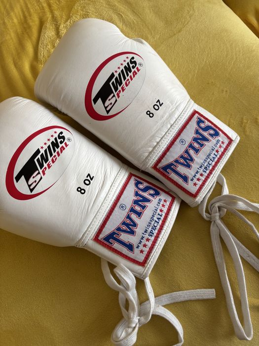 Luvas boxe Twins 8oz