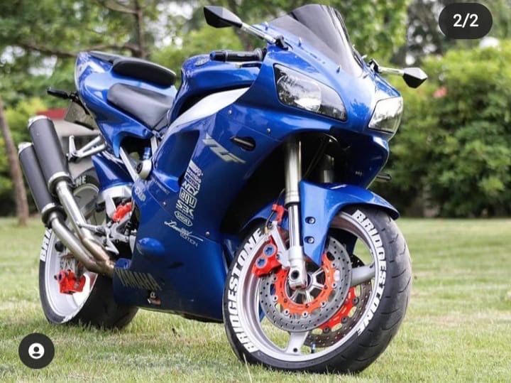 Yamaha YZF R1 - 1999