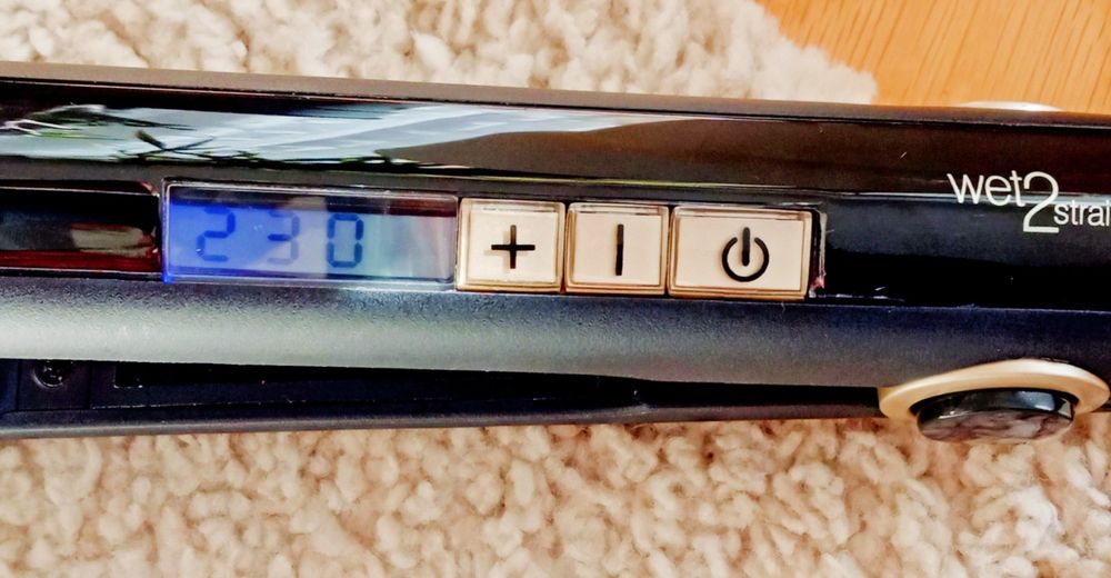 RESERCADO Placa  alisar cabelo REMINGTON PROFISSIONAL S-8102 Wet2Stra