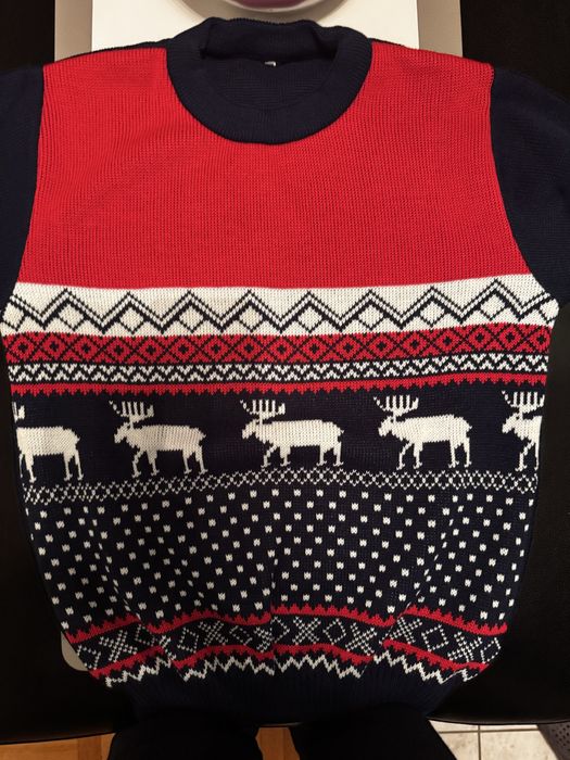 Sweter świąteczny XS. Nowy. Granatowo czerwony.