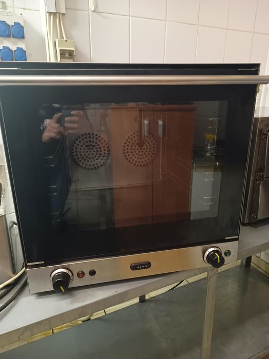 Sprzedam piec konwekcyjny elektryczny z nawilżaniem