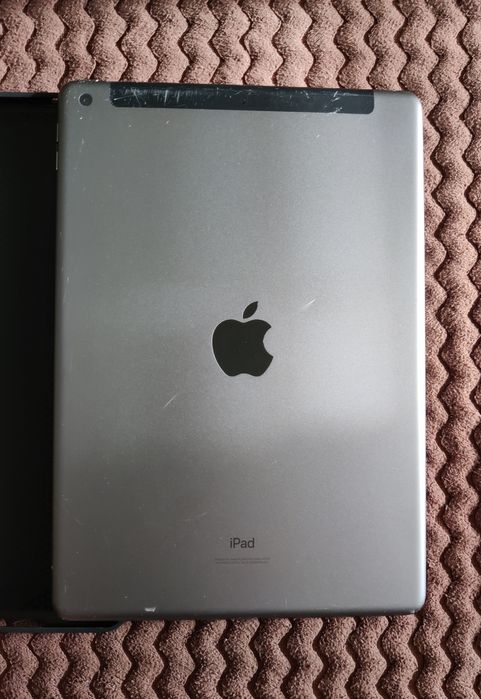 Ipad 8 128Gb Wi-Fi + LTE