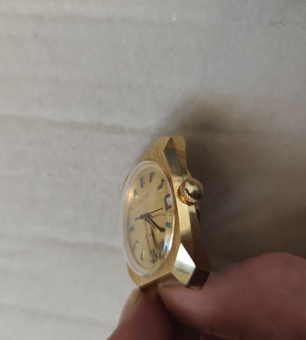 Восток,часи восток