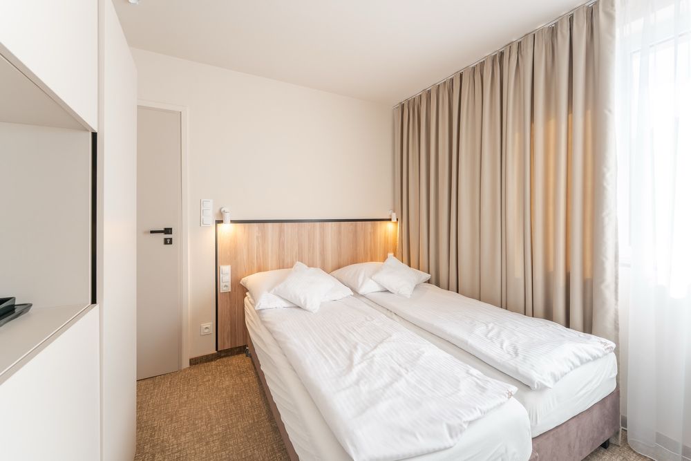 Pensjonat - gotowy biznes 23 pokoje z lazienkami Dźwirzyno bezposredni