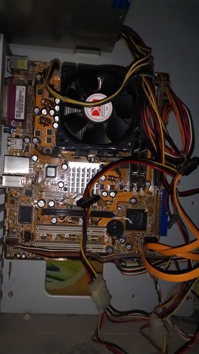 Системный блок компьютер Sempron 2600+, рабочий