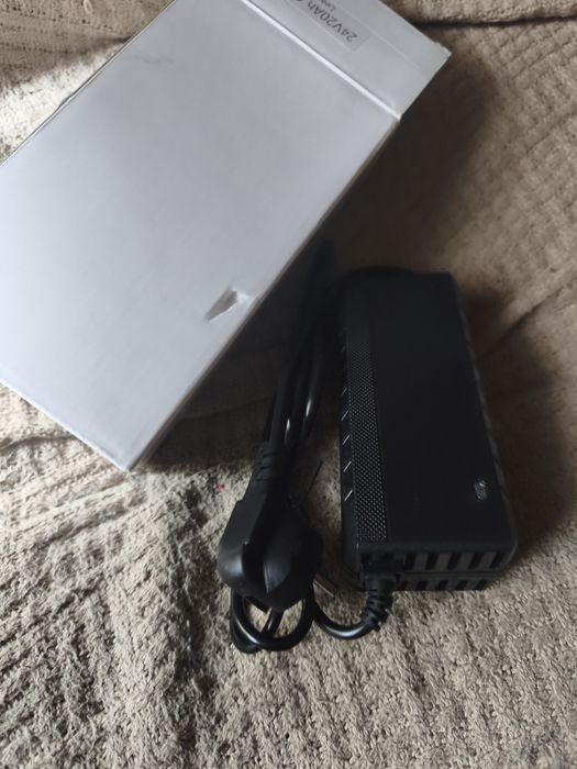 Wózek inwalidzki elektryczny skaldany