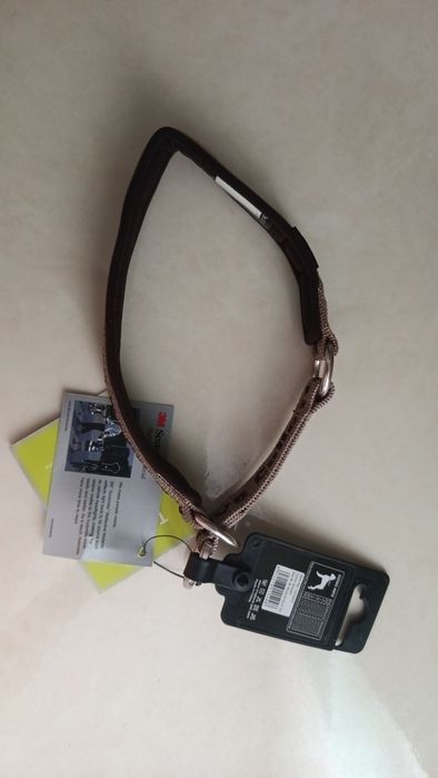 Собачий нашийник, новий