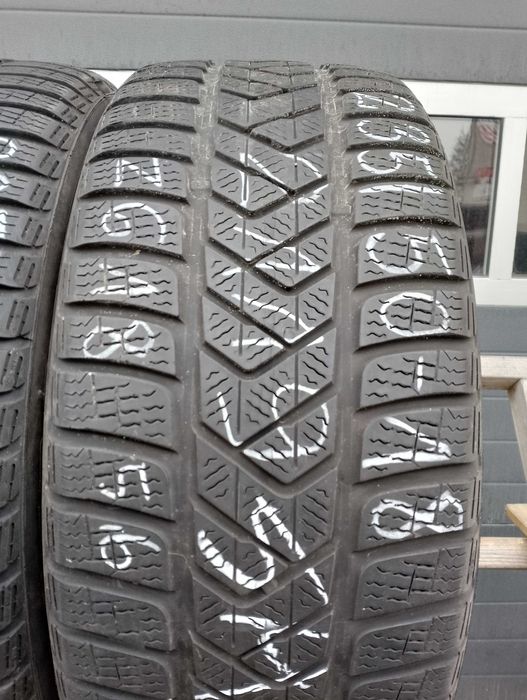 235/50 18 Pirelli Sottozero3 2119 Obrzycko Z618